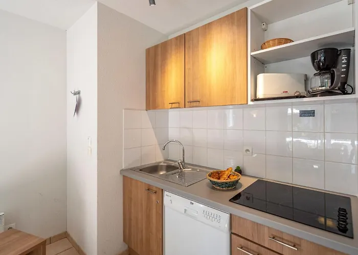 5 Pers- By Interhome