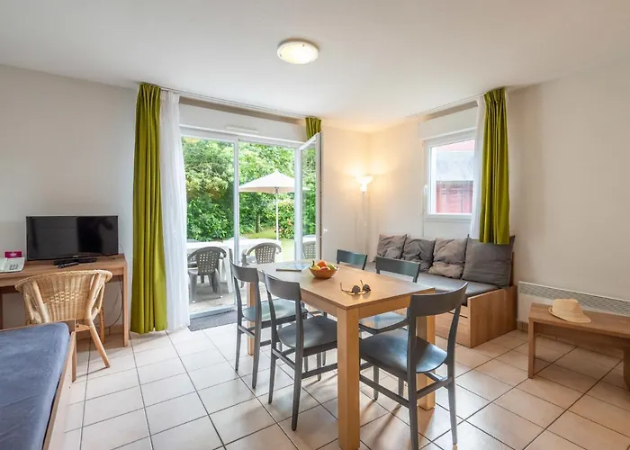 5 Pers- By Interhome Saumur